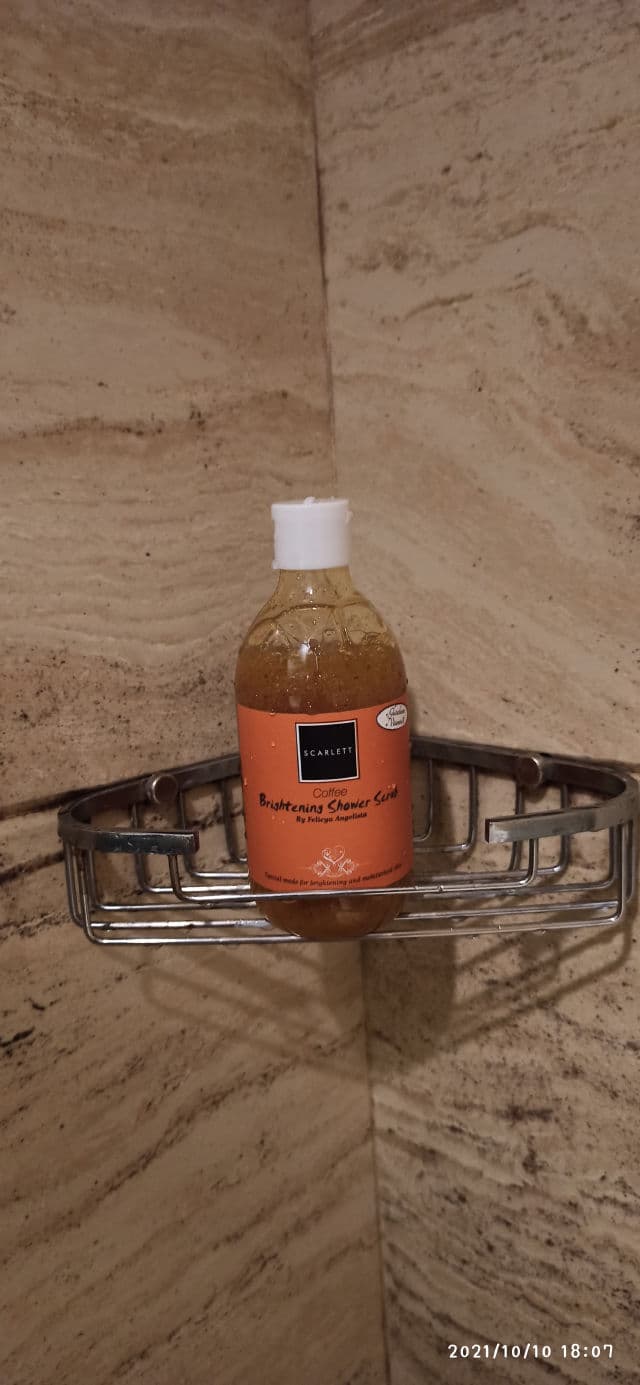 Scarlett Whitening Coffee Brightening Shower Scrub  review photo by nitaboniet