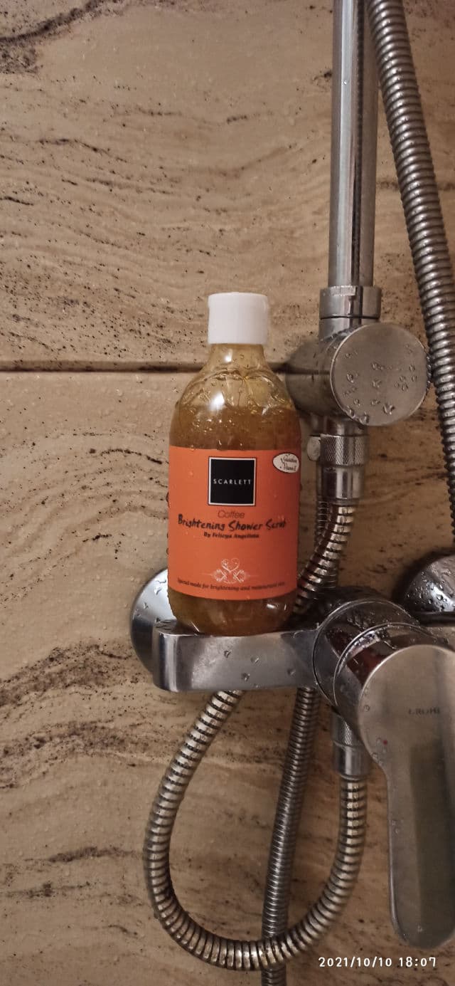 Scarlett Whitening Coffee Brightening Shower Scrub  review photo by nitaboniet