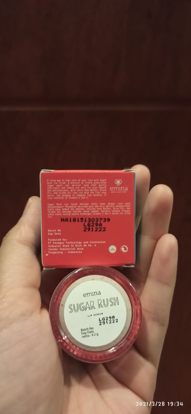 Emina Sugar Rush Lip Scrub review photo by nitaboniet