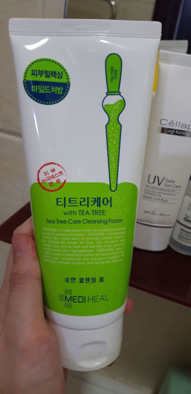 MEDIHEAL Tea Tree Care Cleansing Foam EX review photo by Nomiinnooo