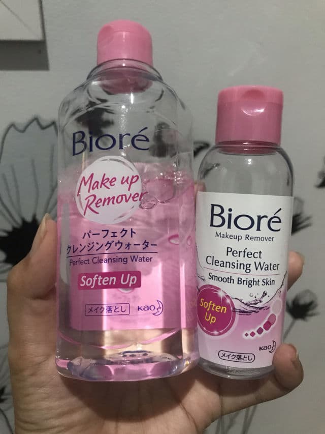 Biore Perfect Cleansing Water Makeup Remover review photo by Skindnotes