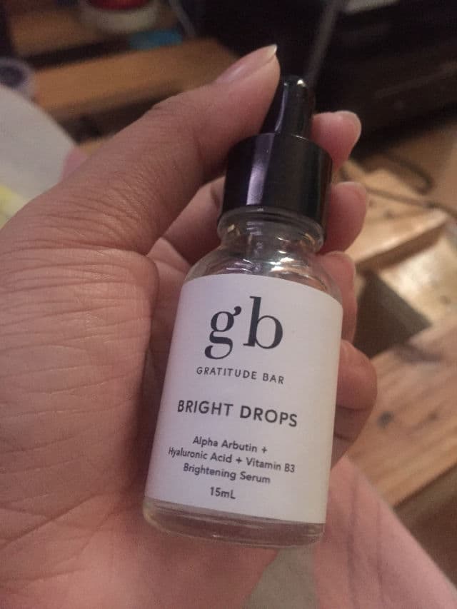 Gratitude Bar Alpha Arbutin + Hyaluronic Acid + Vitamin B3 Brightening Serum review photo by nroan