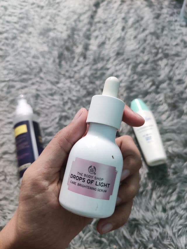 The Body Shop Drops of Light Brightening Serum review photo by nurulariatama