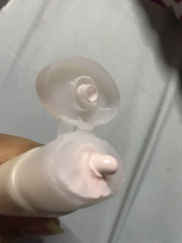 Garnier Sakura White Serum Cream review photo by nyahh