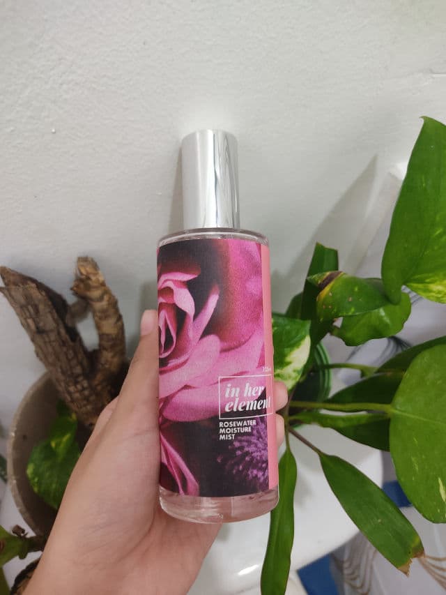 In Her Element Rosewater Moisture Mist	 review photo by nyannieee