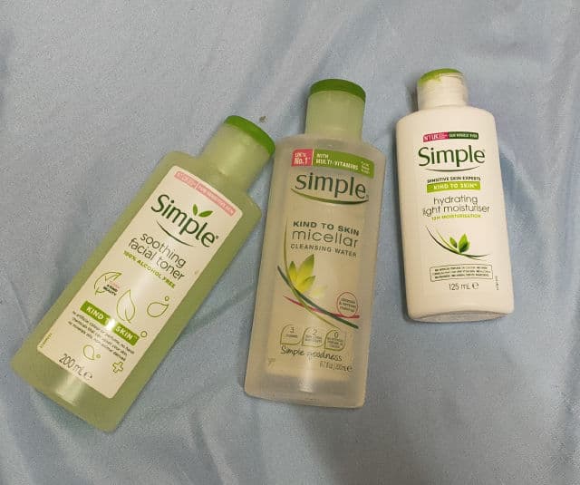 Simple Hydrating Light Moisturizer review photo by nyawmi