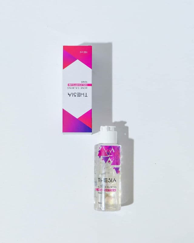 THESIA Acne Calming Helichrysum Toner review photo by oenniebeauty