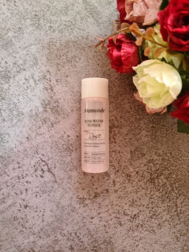 Mamonde Rose Water Toner review photo by oilyskinguru