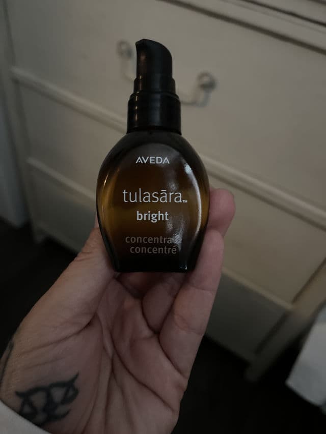 Aveda Tulasara Bright Concentrate review photo by orlandoesthetician