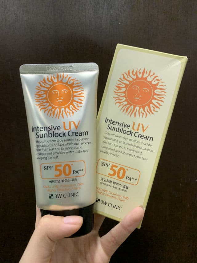 3wClinic Intensive UV Sunblock Cream SPF50+/PA+++ review photo by peiskincare