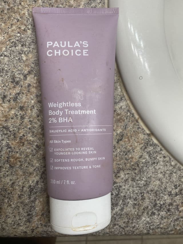 Paula's Choice RESIST Weightless Body Treatment with 2% BHA review photo by pheonix