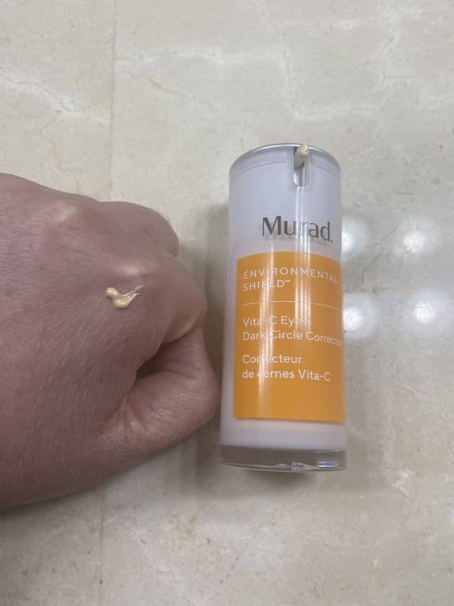 Murad Environmental Shield Vita-C Eyes Dark Circle Corrector review photo by pickybunty