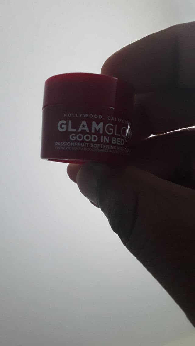 GlamGlow Good in Bed Passionfruit Softening Night Cream review photo by Pickytimin
