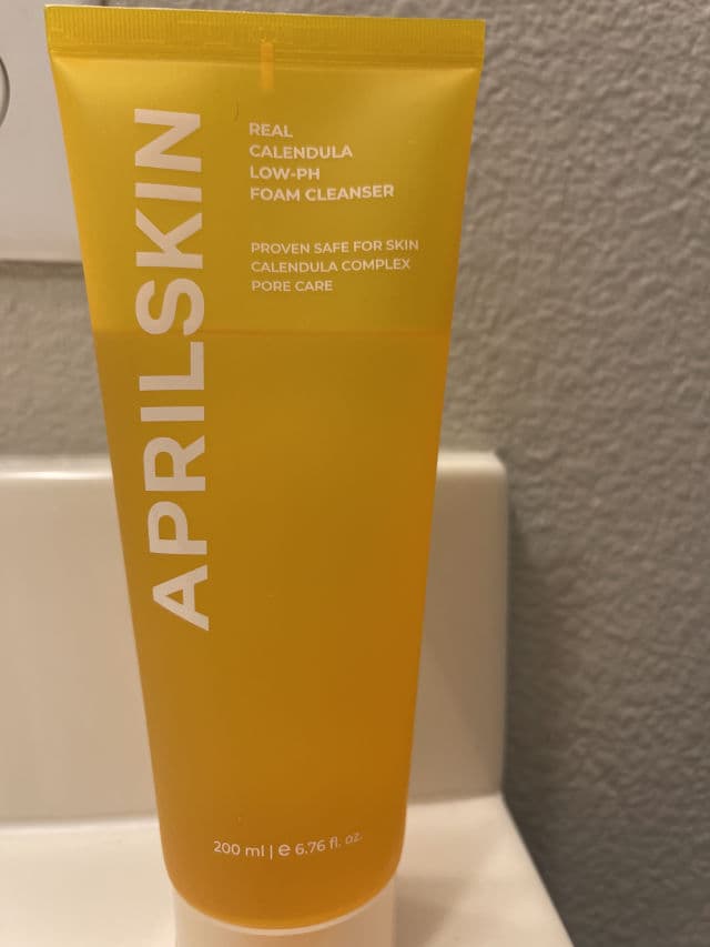 APRIL SKIN Real Calendula Low pH Gel Cleanser review photo by pickywahine