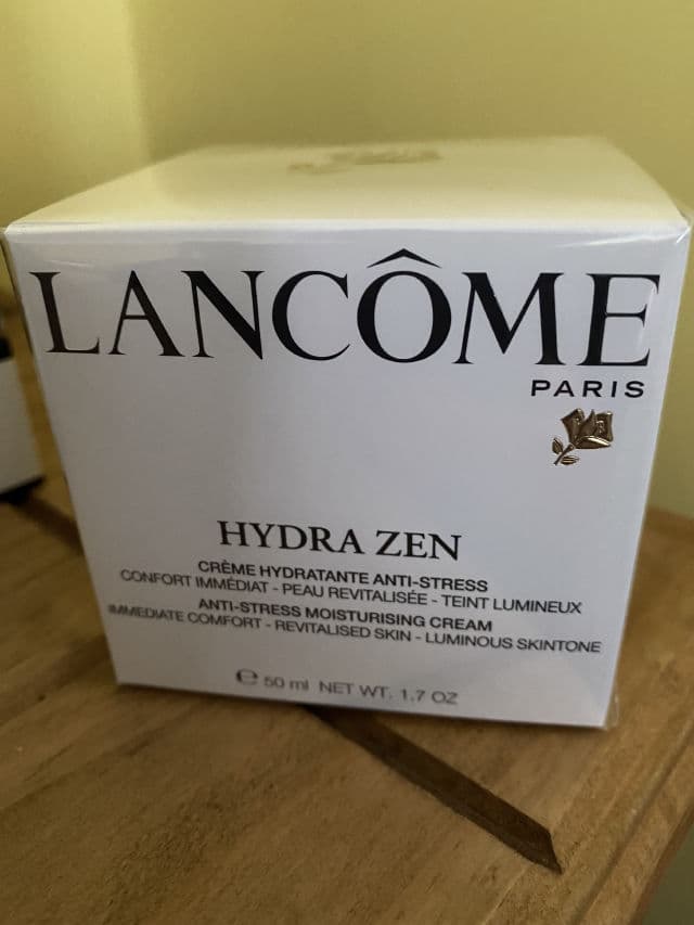 Lancome Hydra Zen Day Cream Anti-Stress Moisturizer review photo by pickyzula