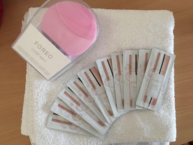 Foreo Serum Serum Serum review photo by pinkbarbie