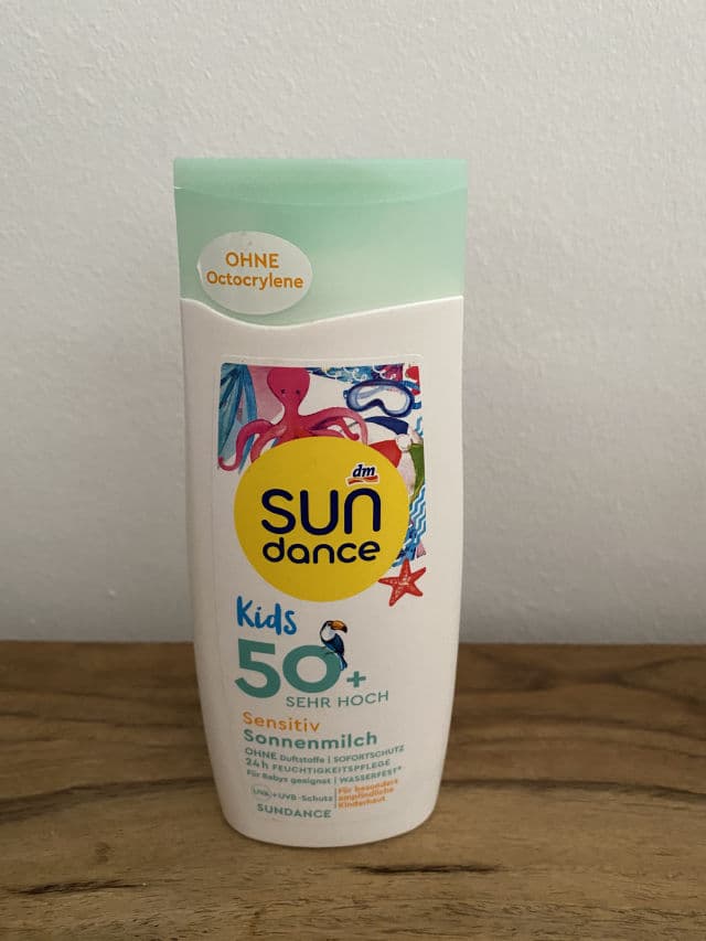 Sundance Sonnenmilch Kids Sensitiv LSF 50+ review photo by pixplore