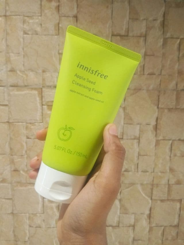 INNISFREE Apple Seed Deep Cleansing Foam review photo by poro