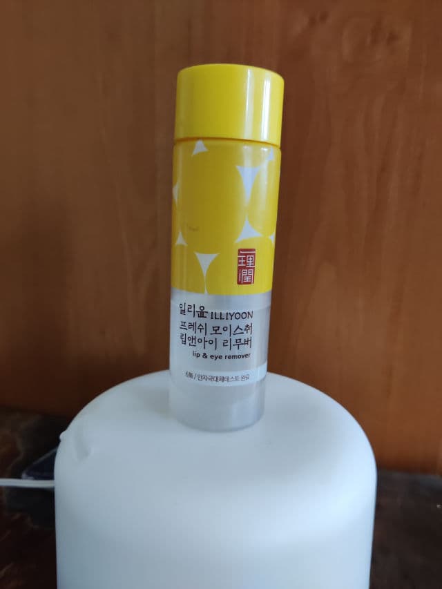 ILLIYOON Fresh Moisture Lip & Eye Remover review photo by premila