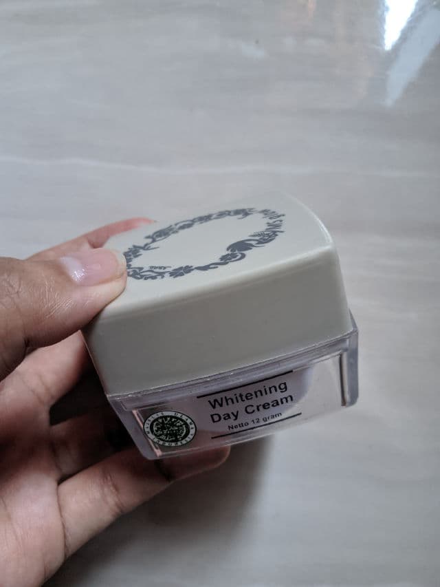 Ms Glow Whitening Day Cream review photo by prplskyy