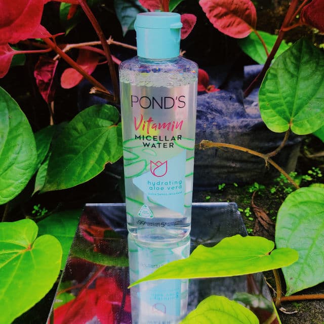 Pond's Vitamin Micellar Water Hydrating Aloe Vera review photo by r1taa0