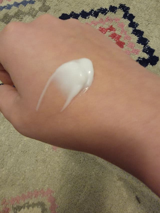 Truly Organic Glass Skin Facial Serum review photo by raereviewenster