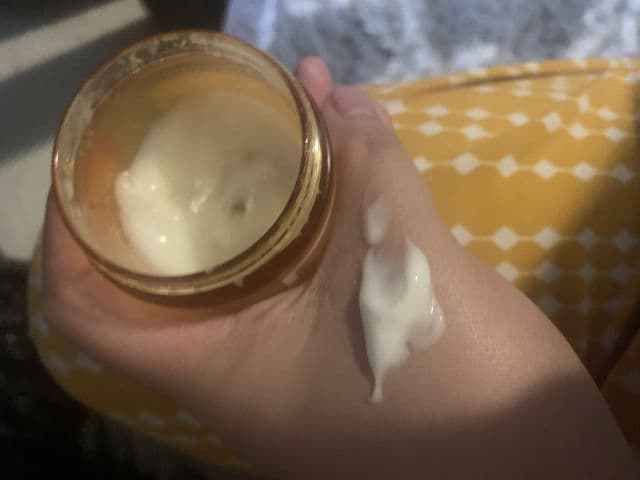 Sei Bella Vitamin C Daily Defense Cream review photo by rainabunz
