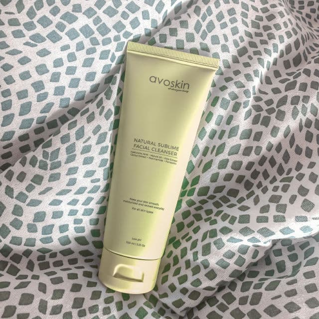 Avoskin Natural Sublime Facial Cleanser review photo by raissair