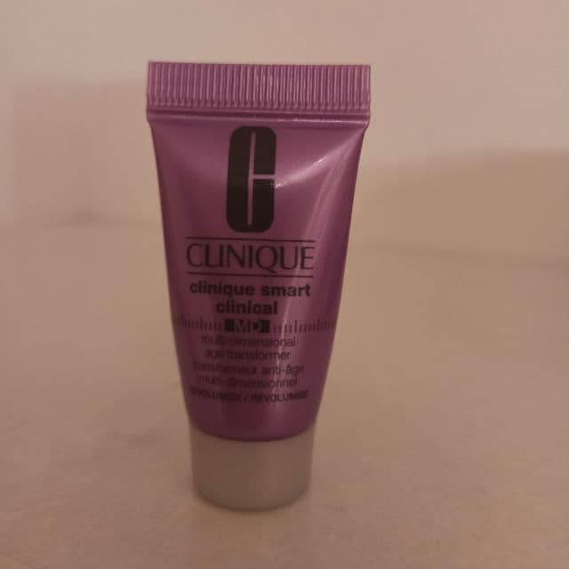 Clinique Clinique Smart Clinical™ MD Multi-Dimensional Age Transformer Revolumize review photo by raque