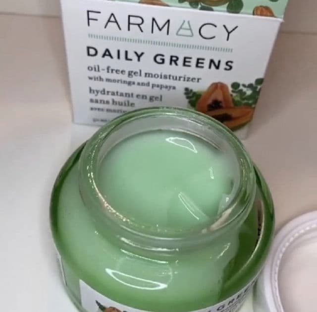 Farmacy Daily Greens Oil-Free Gel Moisturizer with Moringa and Papaya review photo by ratingbeautyy