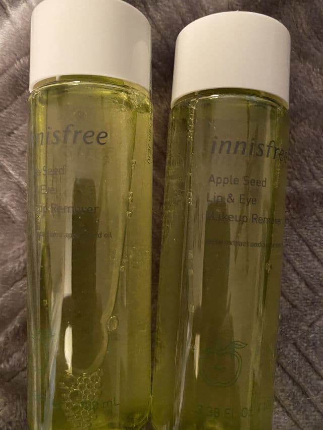 INNISFREE Apple Seed Lip & Eye Make Up Remover review photo by Sharonspendstoomuch
