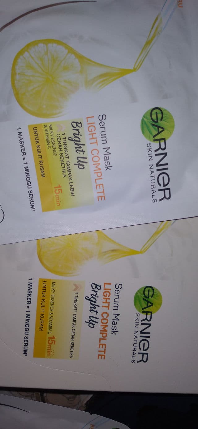 Garnier Bright Up Face Mask review photo by rezzakania