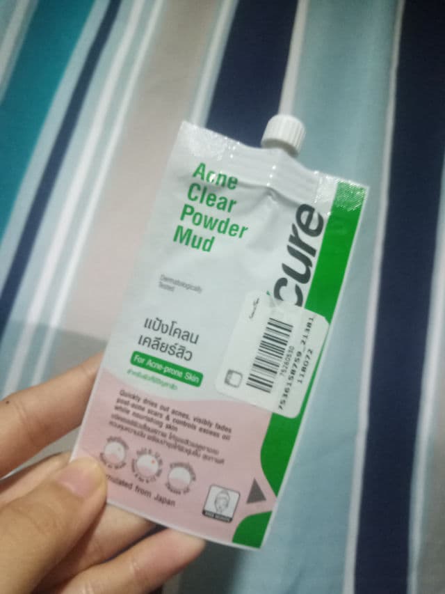 Oxecure Acne Clear Powder Mud review photo by Unnily