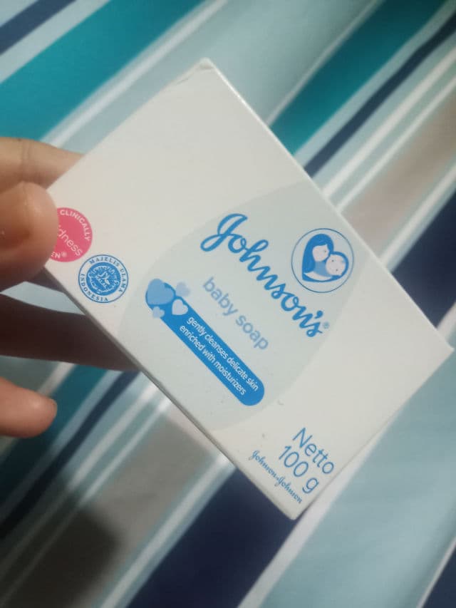 Johnson's Baby Soap review photo by Unnily