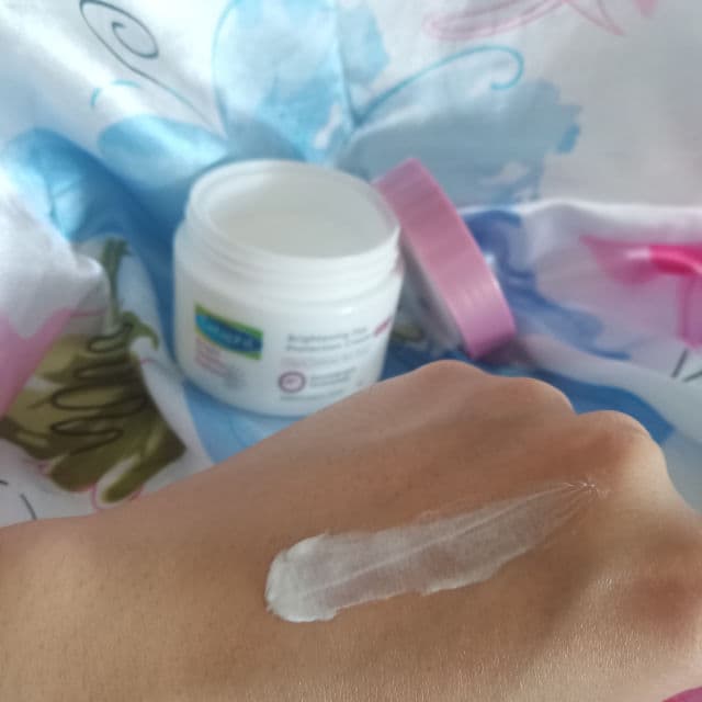 Cetaphil Bright Healthy Radiance Brightening Day Protection Cream SPF 15 review photo by Unnily