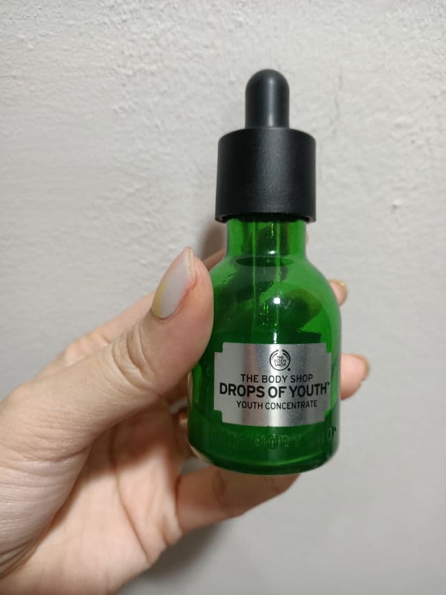 The Body Shop Drops Of Youth Youth Concentrate review photo by samanwong