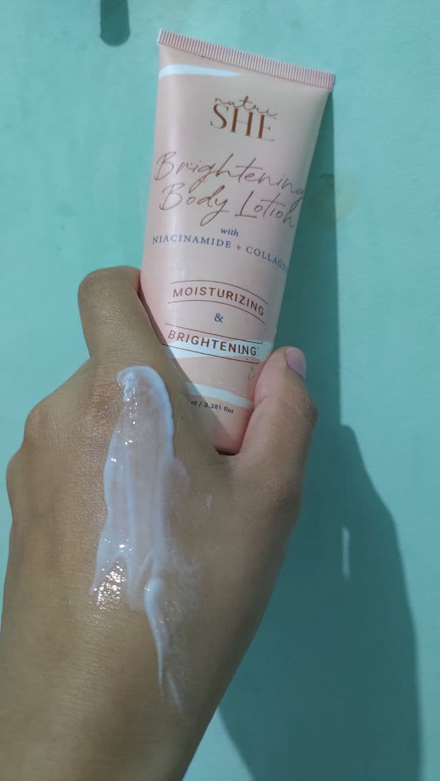 Nutrishe Brightening Body Lotion review photo by sartika28