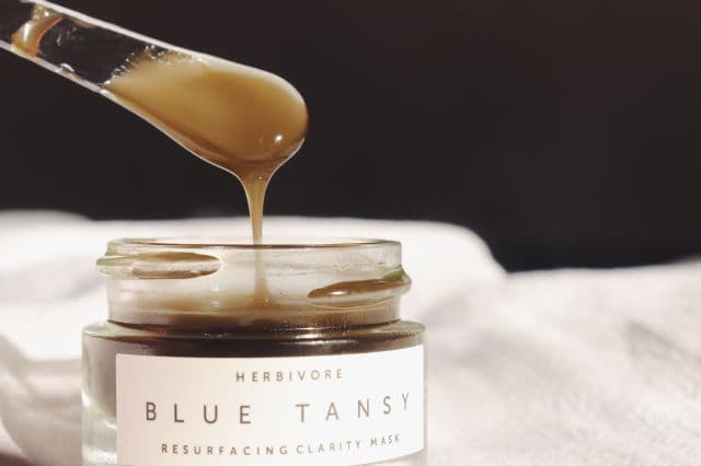 Herbivore Botanicals Blue Tansy AHA + BHA Resurfacing Clarity Mask review photo by saskiaskin