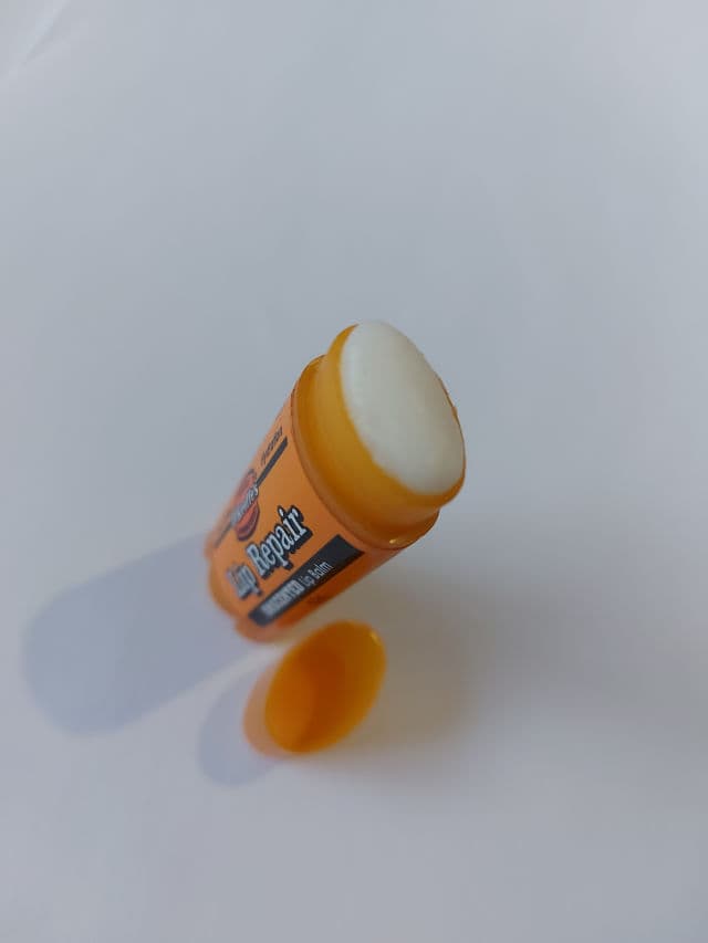 O'Keeffe's Lip Repair Unscented Lip Balm review photo by savemyskin10
