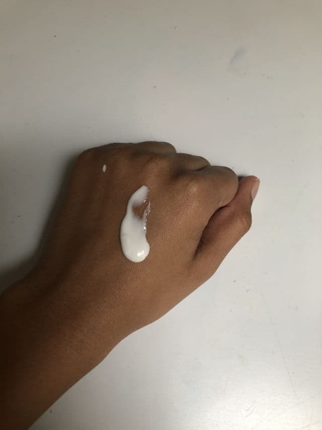 Aveeno Protect & Hydrate Lotion Sunscreen with Broad Spectrum SPF50 for Face review photo by scd97