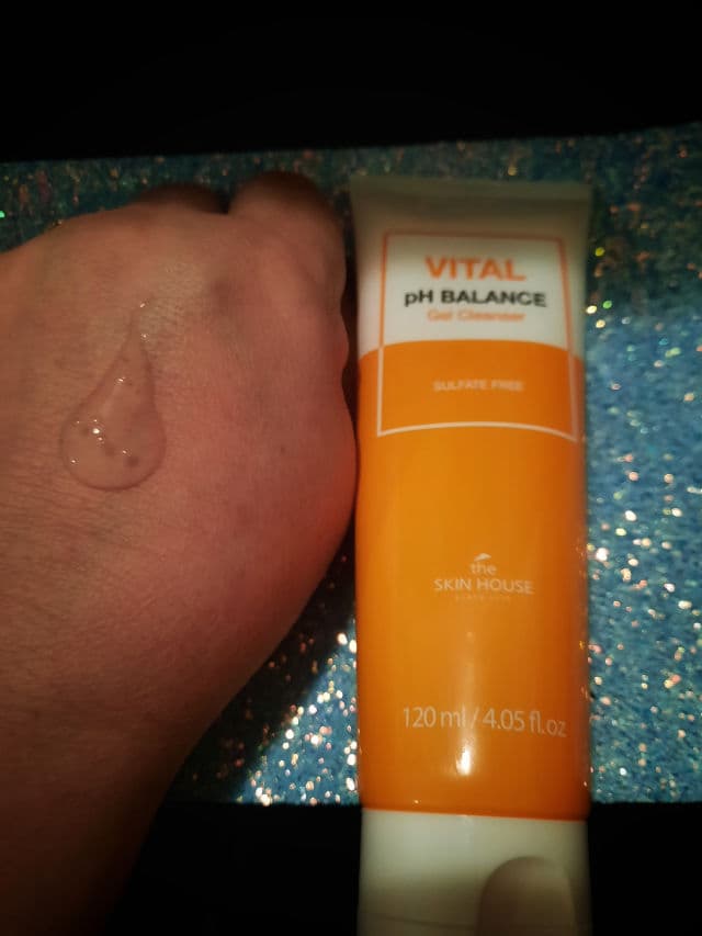 The Skin House Vital pH Balance Gel Cleanser  review photo by scootie73