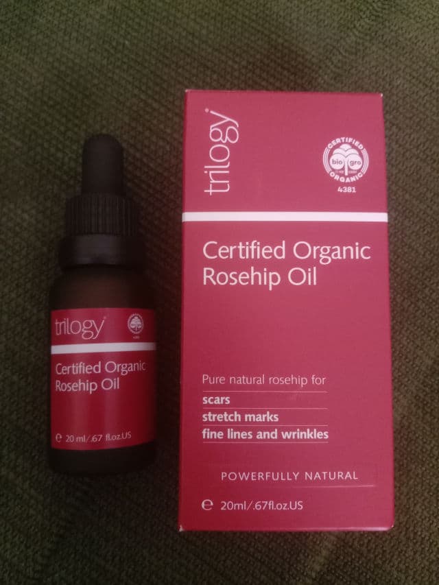 Trilogy Rosehip Oil Antioxidant+ review photo by mrs.elsyahskincare