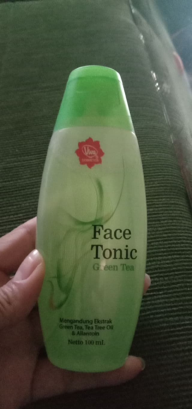 Viva Face Tonic Green Tea review photo by mrscepiskincare