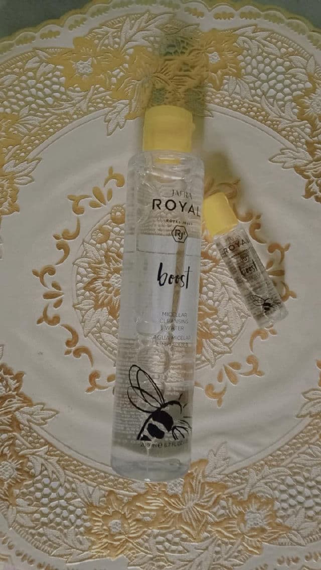 JAFRA Boost Micellar Cleansing Water review photo by sepridawati