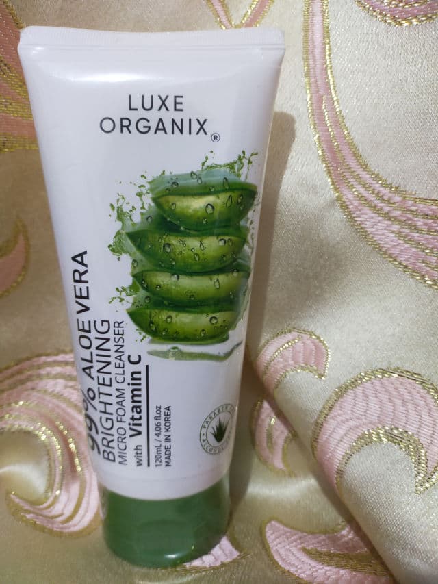 Luxe Organix 99% Aloe Vera Brightening Micro Foam Cleanser with Vitamin C review photo by shaeyy