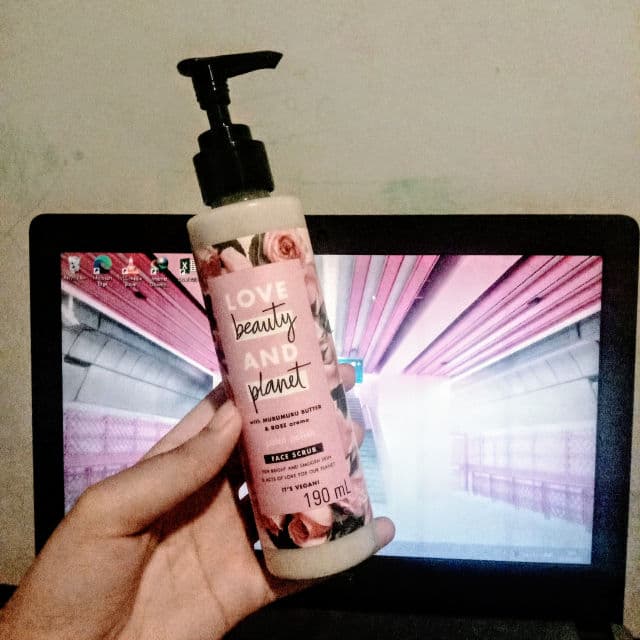 Love Beauty and Planet Murumuru Butter & Rose Face Scrub review photo by ecodainty