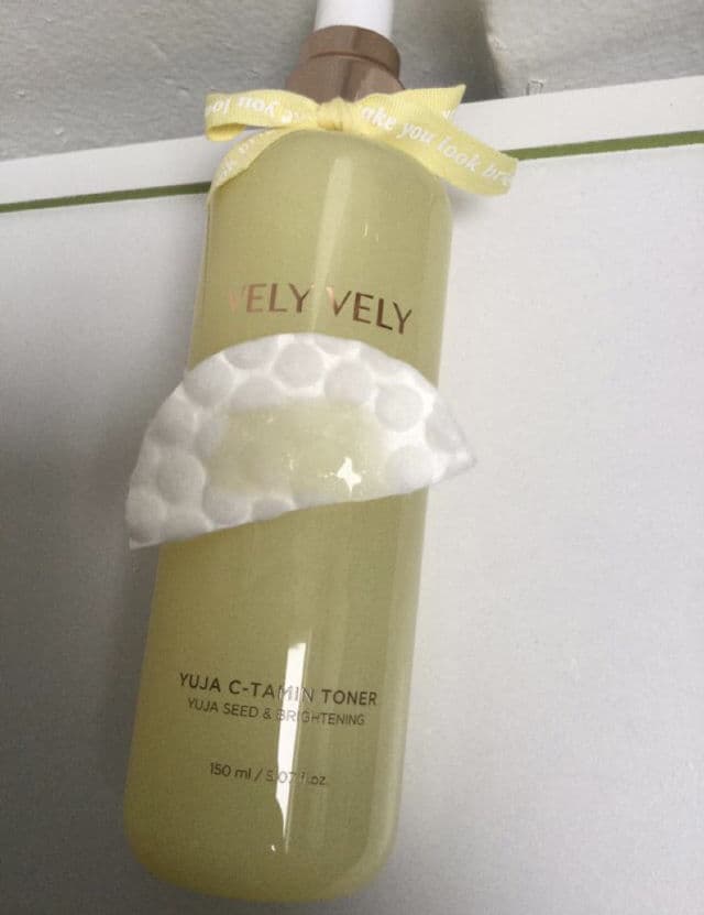 Vely Vely Yuja C-Tamin Toner review photo by shamiza