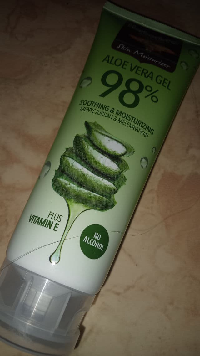 Herborist Aloe vera Gel 98% - Shoothing & Moisturizing review photo by shavirapriyanka
