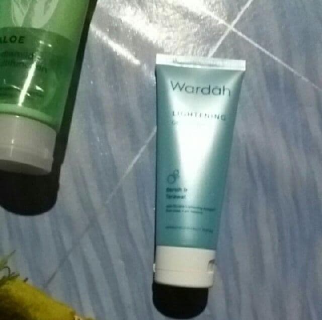 Wardah Lightening Facial Mask review photo by shavirapriyanka