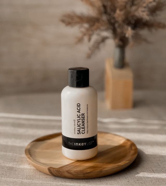 The Inkey List Salicylic Acid Cleanser review photo by sheerglow